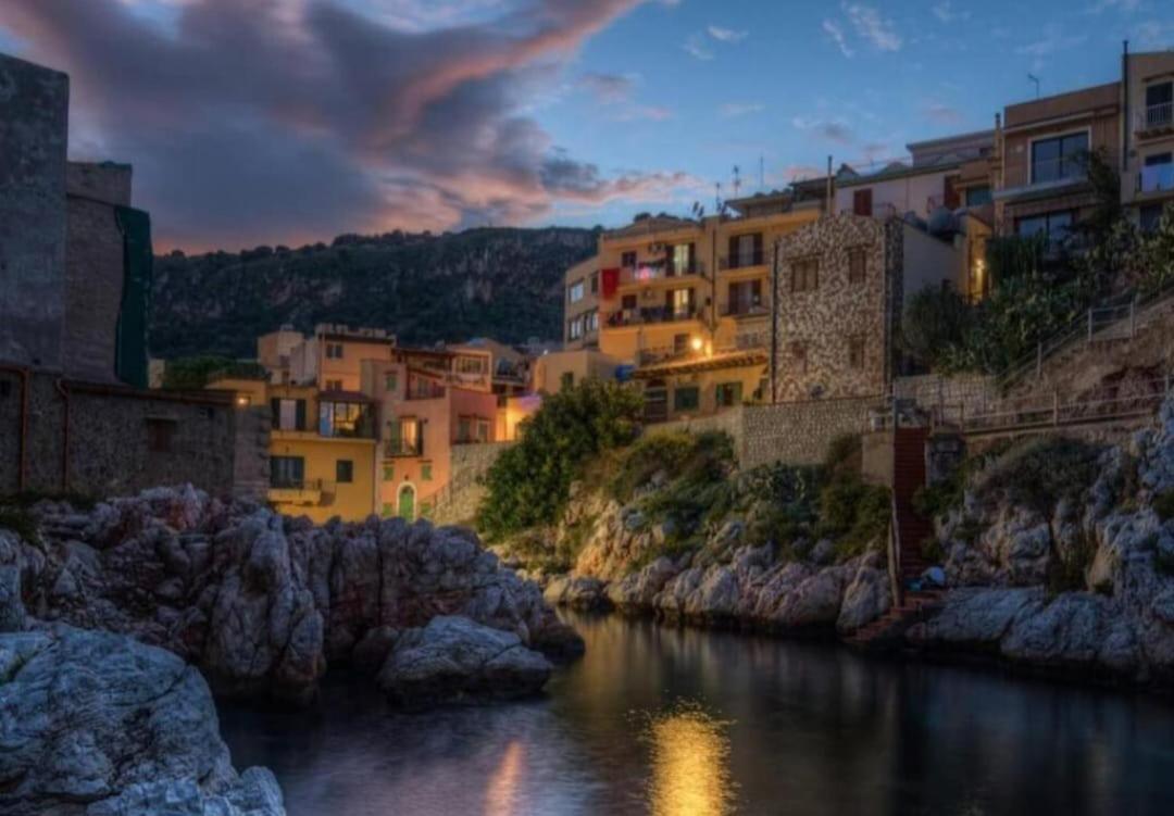 Litoranea Home Santa Flavia Exteriér fotografie